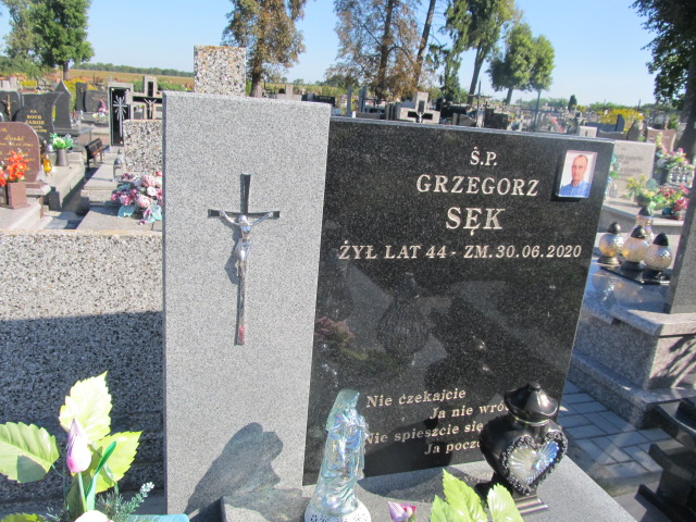 Grzegorz Sęk 1976 Wolbórz - Grobonet - Wyszukiwarka osób pochowanych