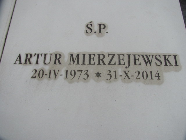 Artur Mierzejewski 1973 Wolbórz - Grobonet - Wyszukiwarka osób pochowanych