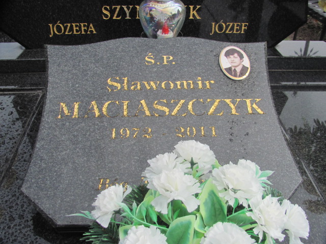 Sławomir Maciaszczyk 1972 Wolbórz - Grobonet - Wyszukiwarka osób pochowanych