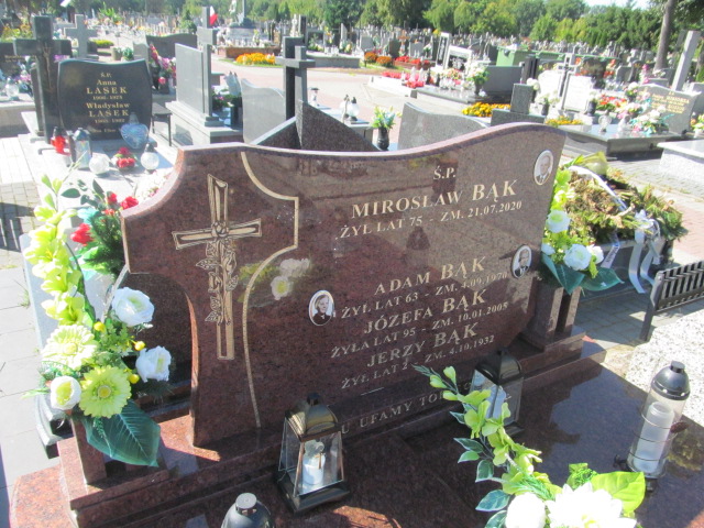 Józefa Bąk 1910 Wolbórz - Grobonet - Wyszukiwarka osób pochowanych